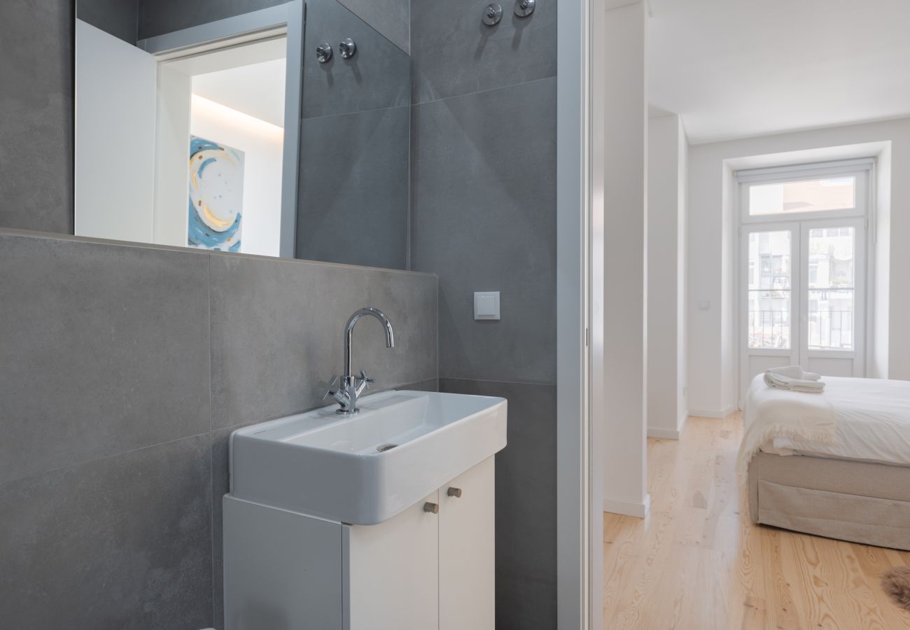 Apartment in Lisbon - Braga 10 II