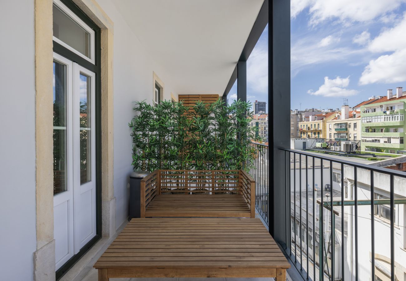 Apartment in Lisbon - Braga 10 II