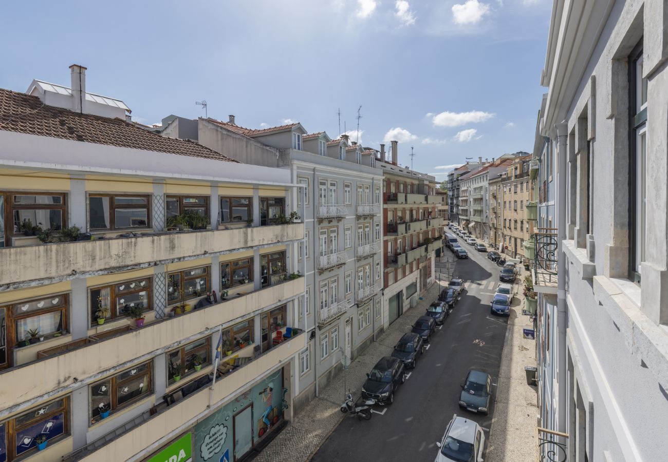 Apartment in Lisbon - Braga 10 II