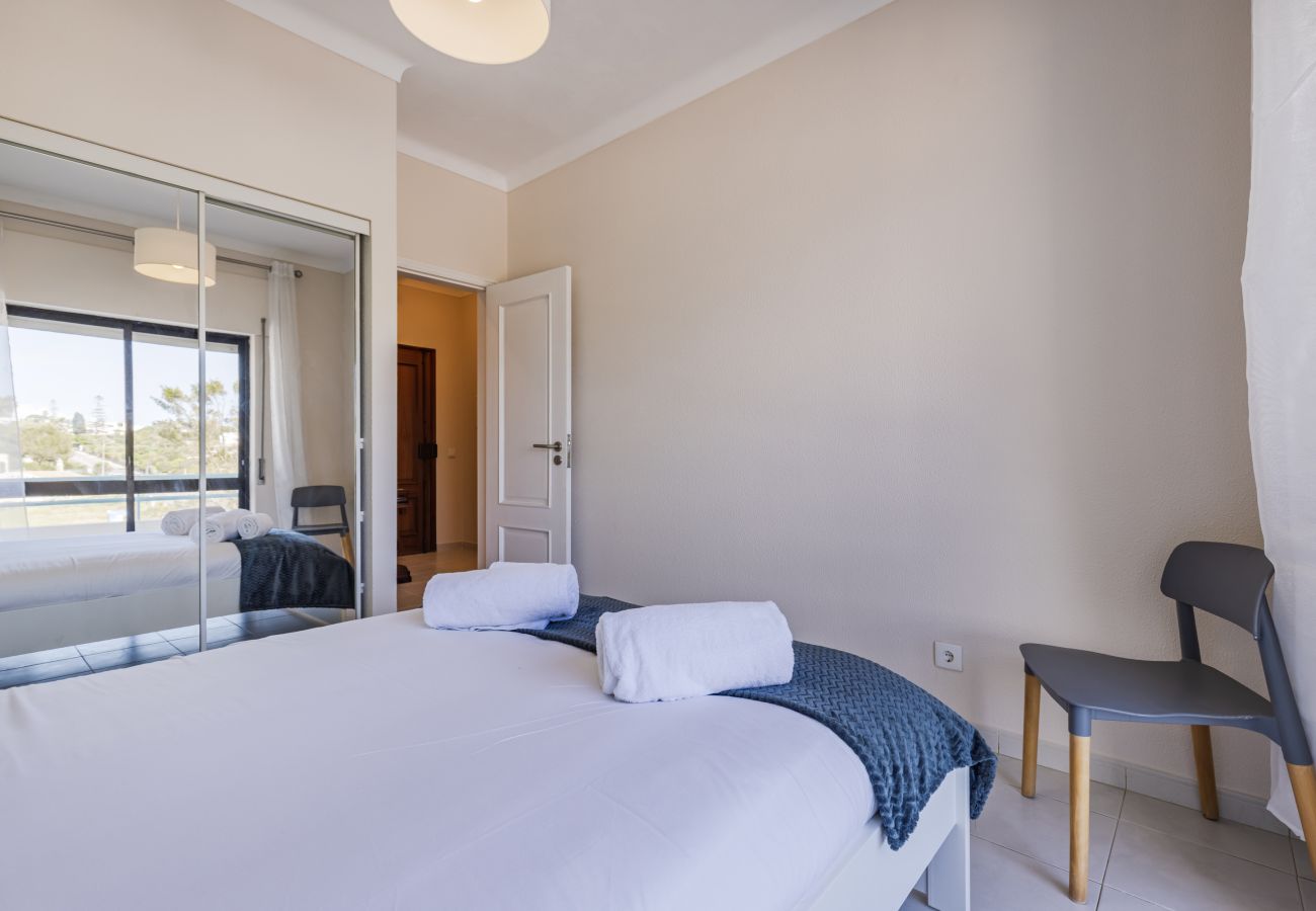 Apartment in Armação de Pêra - Ocean side retreat