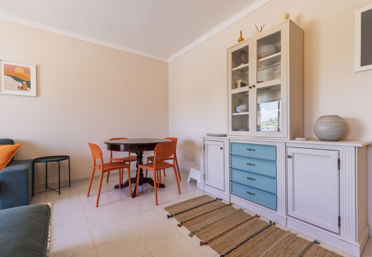 Apartment in Armação de Pêra - Ocean side retreat