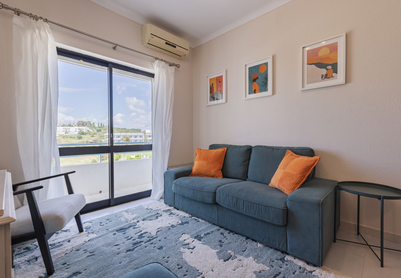 Apartment in Armação de Pêra - Ocean side retreat