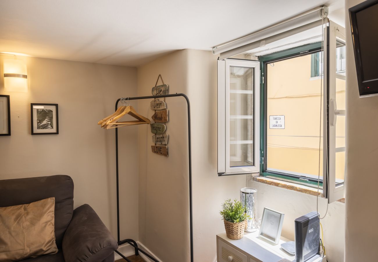 Studio in Lisbon - Small piece of old Lisbon