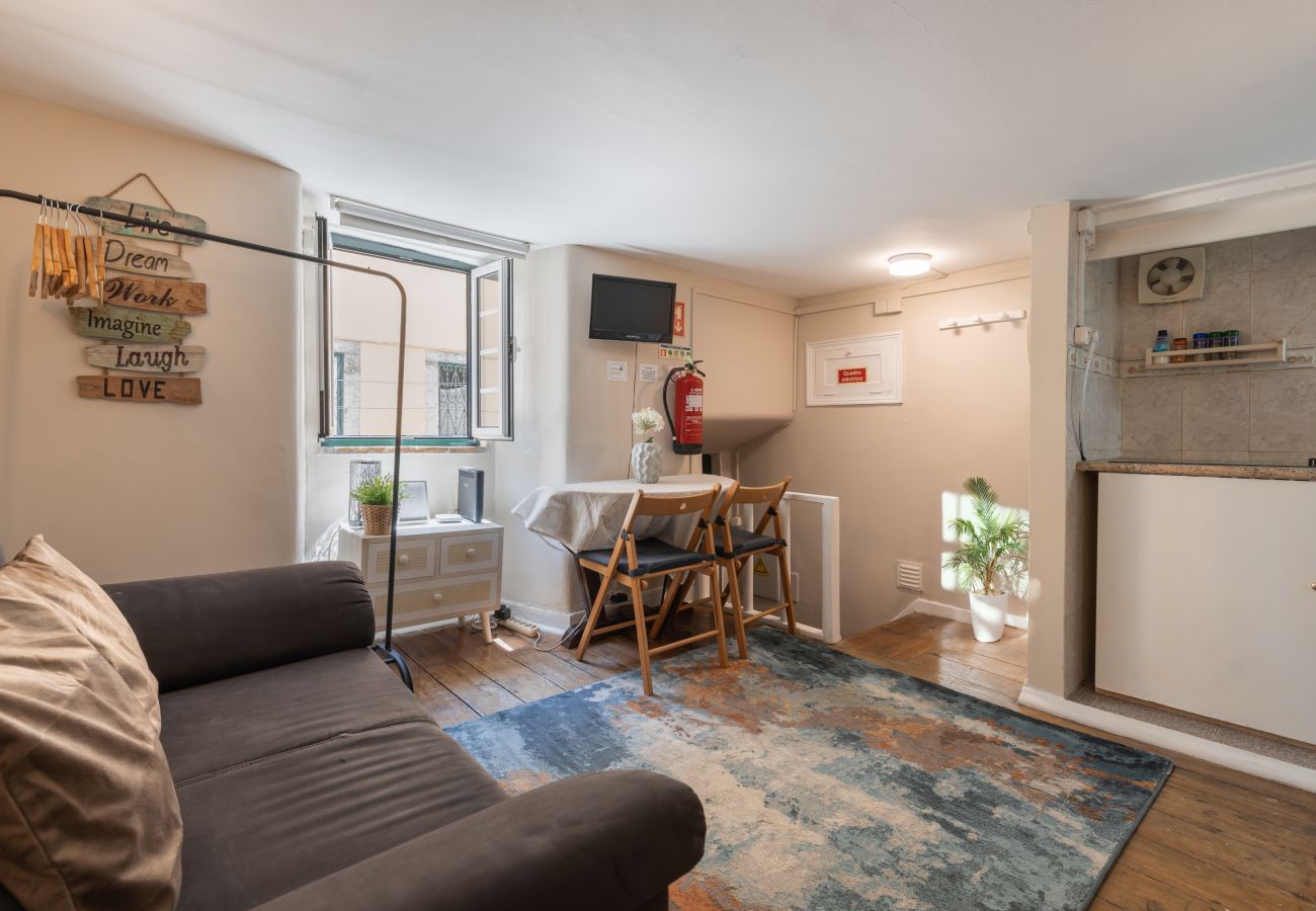 Studio in Lisbon - Small piece of old Lisbon
