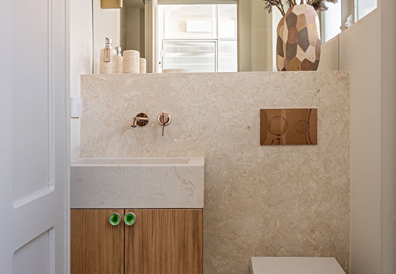 Apartment in Lisbon - Santos Soul Home